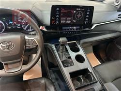 تۆیۆتا سیانا